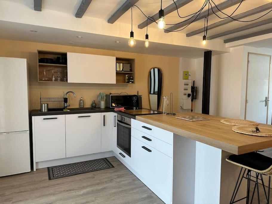 Appartement Moderne Avec Jardin Et Parking Vannes Exterior photo